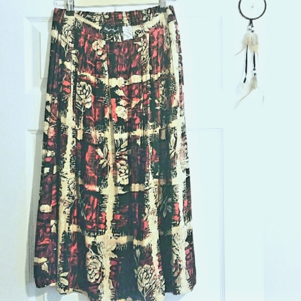 Sag Harbor vintage floral skirt